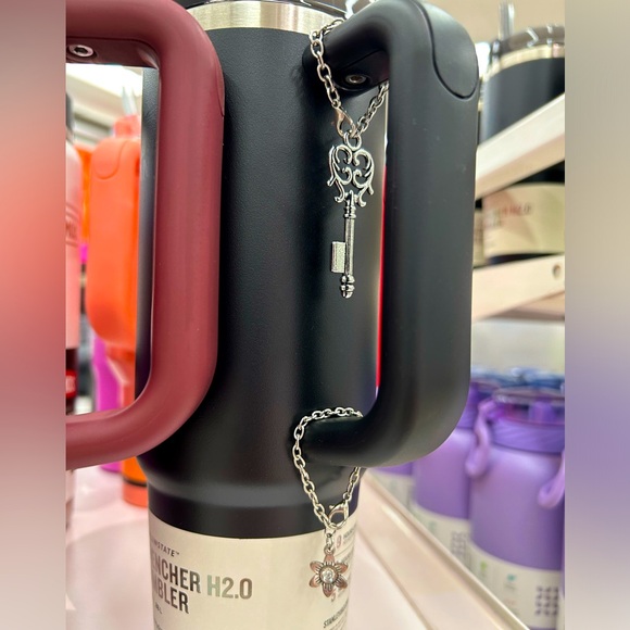 *SOLD* Silver Key Stanley Cup / Tumbler Charm - Picture 3 of 3